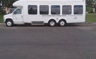 Ford-e350-super-duty-cutaway-1993-white