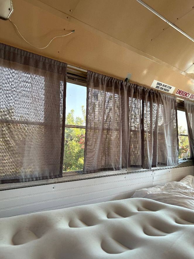 Ford-e450-shuttle-bus-1995-blue-1