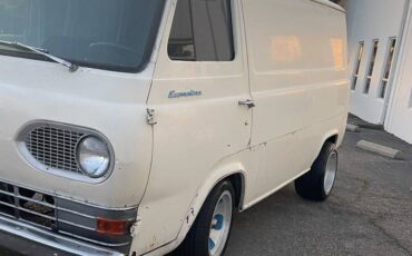 Ford-econoline-1962-white-1