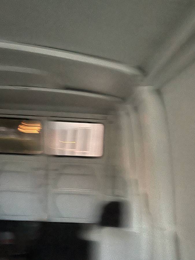 Ford-econoline-1962-white-9