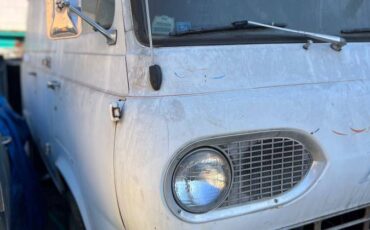 Ford-econoline-1965-white-8
