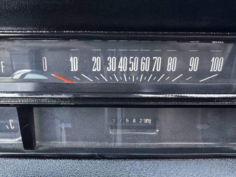 Ford-econoline-1973-blue-13