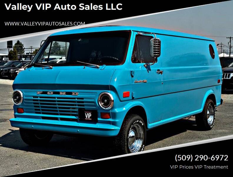 Ford-econoline-1973-blue-2