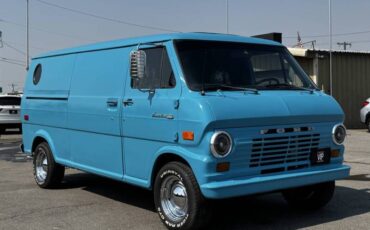 Ford-econoline-1973-blue-4