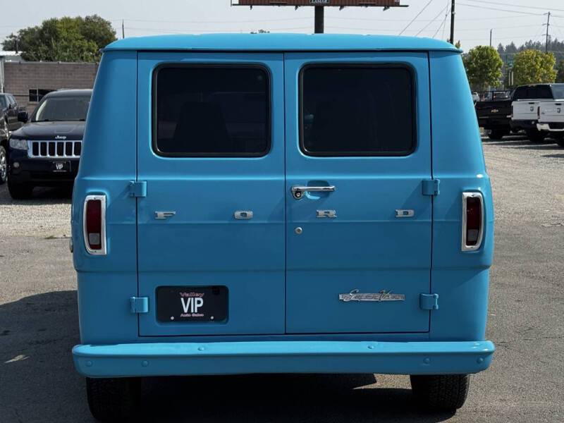 Ford-econoline-1973-blue-7