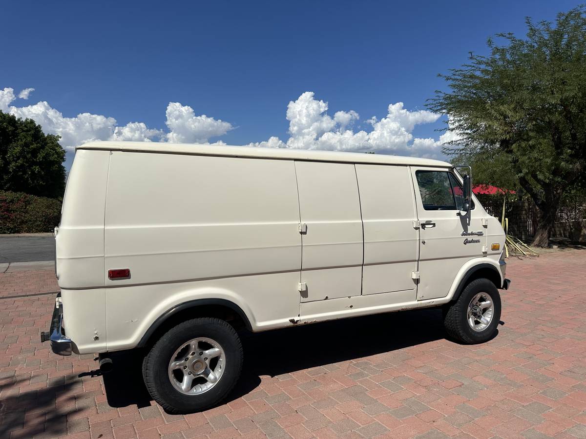 Ford-econoline-1974-1