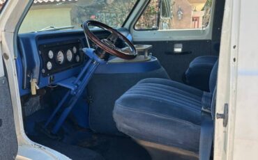 Ford-econoline-1974-15