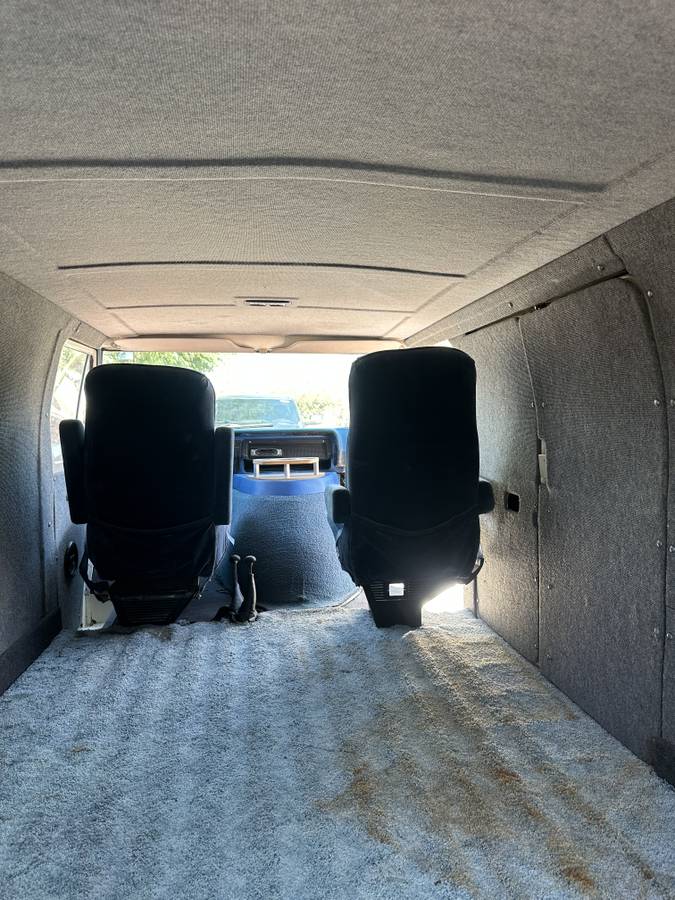 Ford-econoline-1974-18