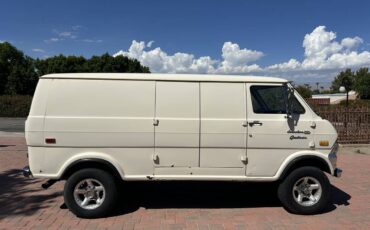 Ford-econoline-1974-2