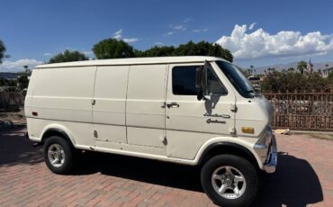 Ford-econoline-1974-3