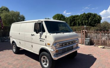 Ford-econoline-1974