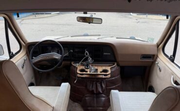 Ford-econoline-1986-3
