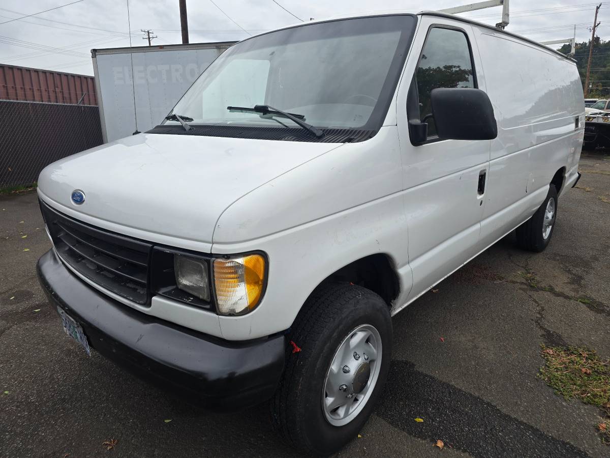Ford-econoline-1996-1