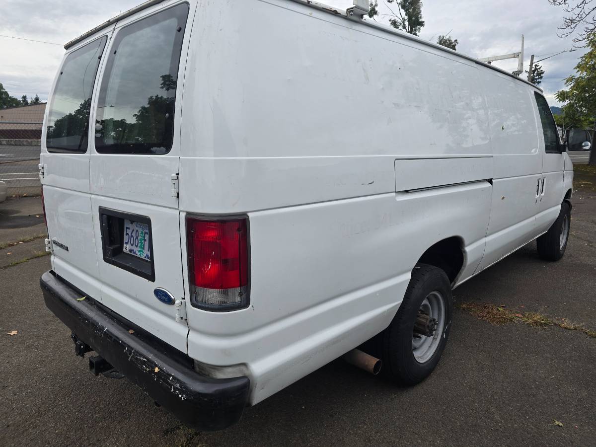 Ford-econoline-1996-3
