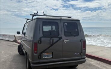 Ford-econoline-cargo-van-1989-grey-1