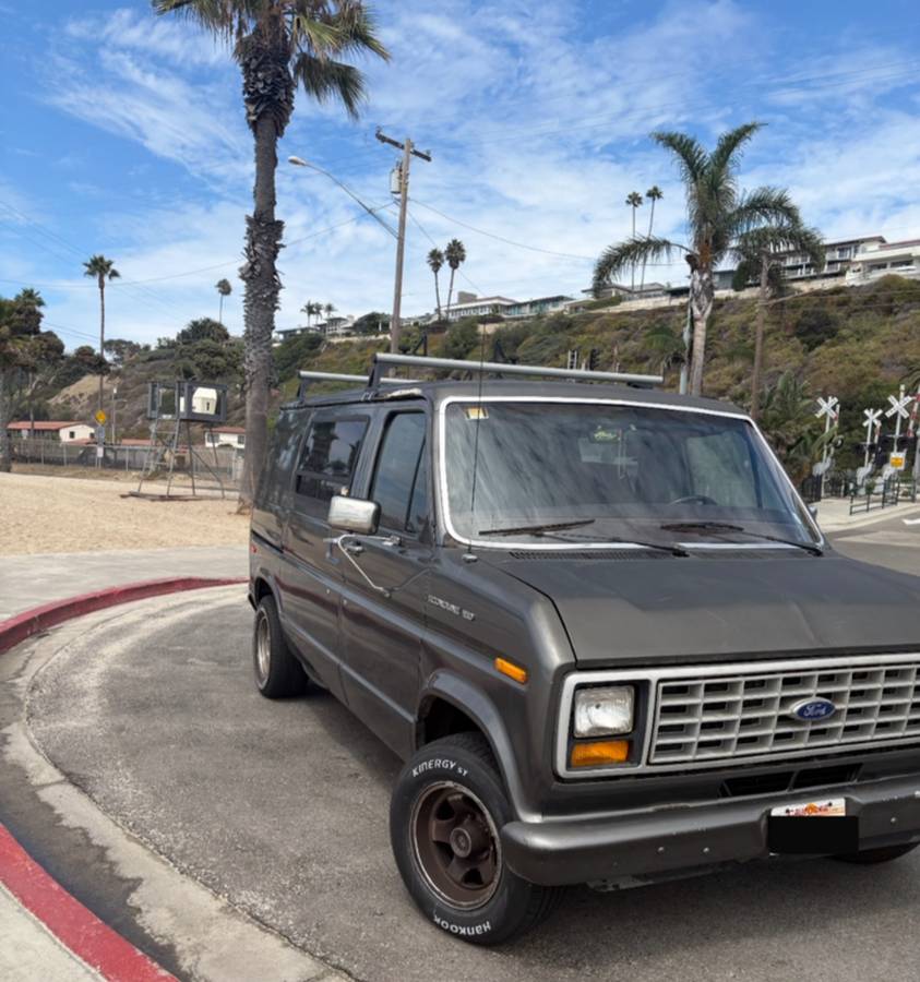 Ford-econoline-cargo-van-1989-grey-10
