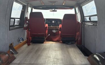 Ford-econoline-cargo-van-1989-grey-17