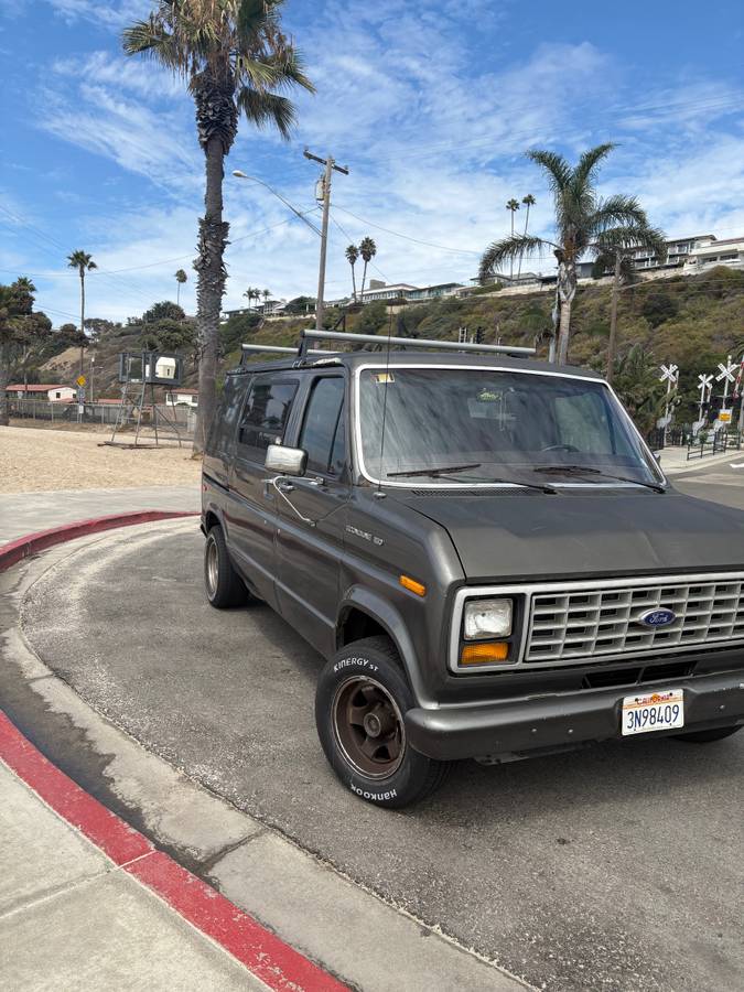 Ford-econoline-cargo-van-1989-grey-19