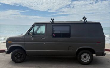 Ford-econoline-cargo-van-1989-grey-21