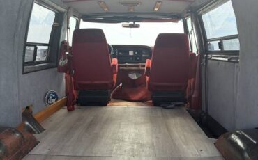 Ford-econoline-cargo-van-1989-grey-6