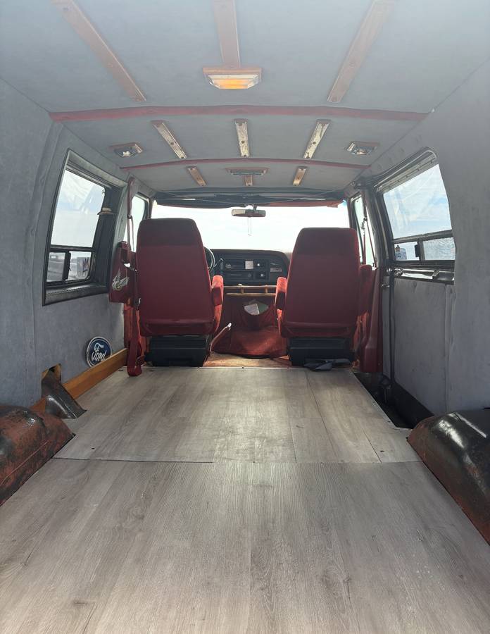 Ford-econoline-cargo-van-1989-grey-6