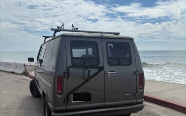Ford-econoline-cargo-van-1989-grey-9