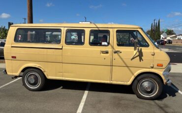 Ford-econoline-e-100-1973-yellow-13