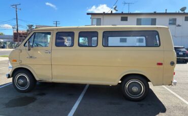 Ford-econoline-e-100-1973-yellow-8