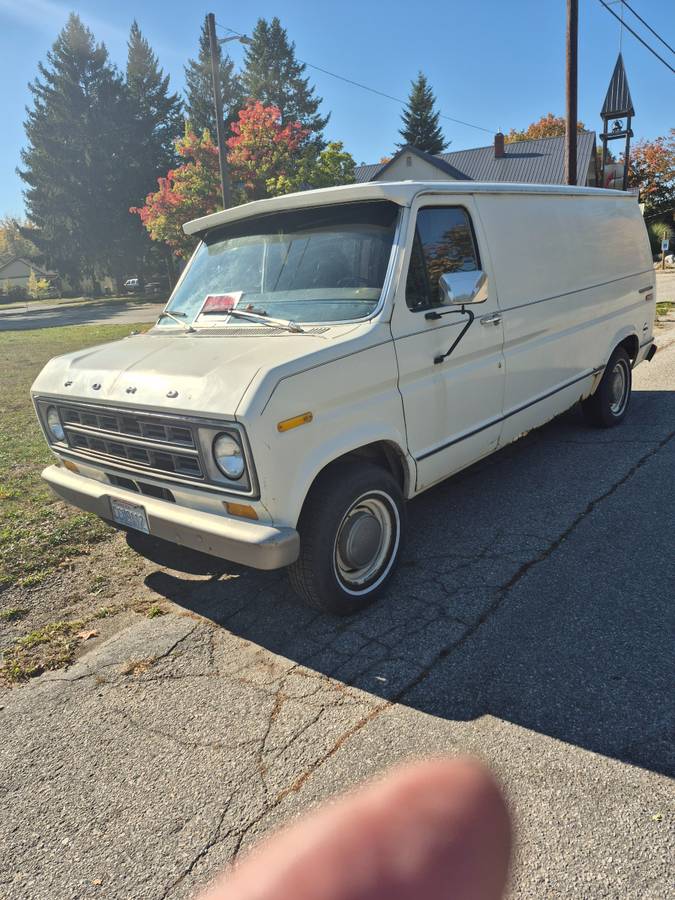 Ford-econoline-e150-cargo-van-diesel-1978-1
