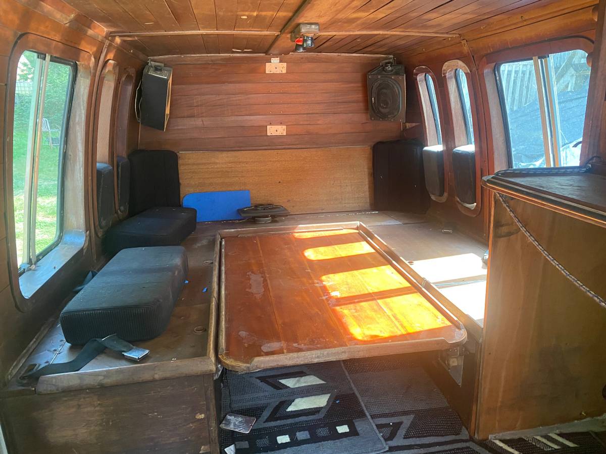 Ford-econoline-e350-1980-1