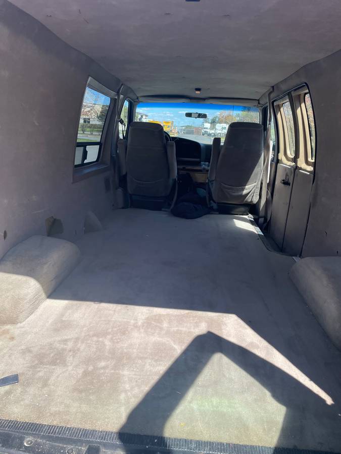 Ford-econoline-van-1994-12