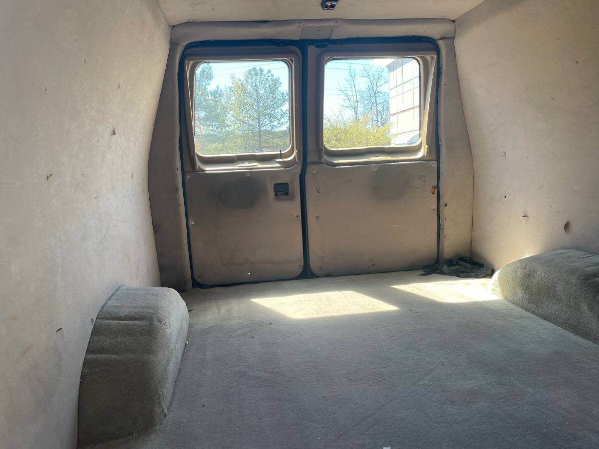 Ford-econoline-van-1994-7