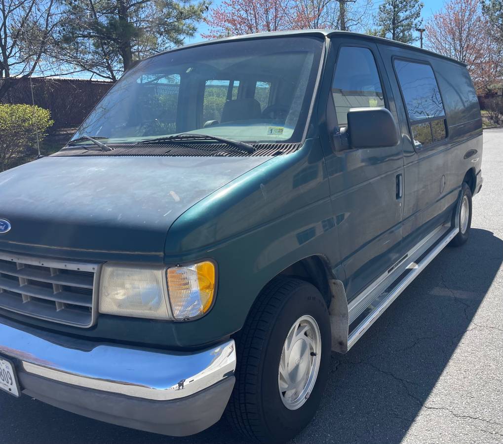 Ford-econoline-van-1994