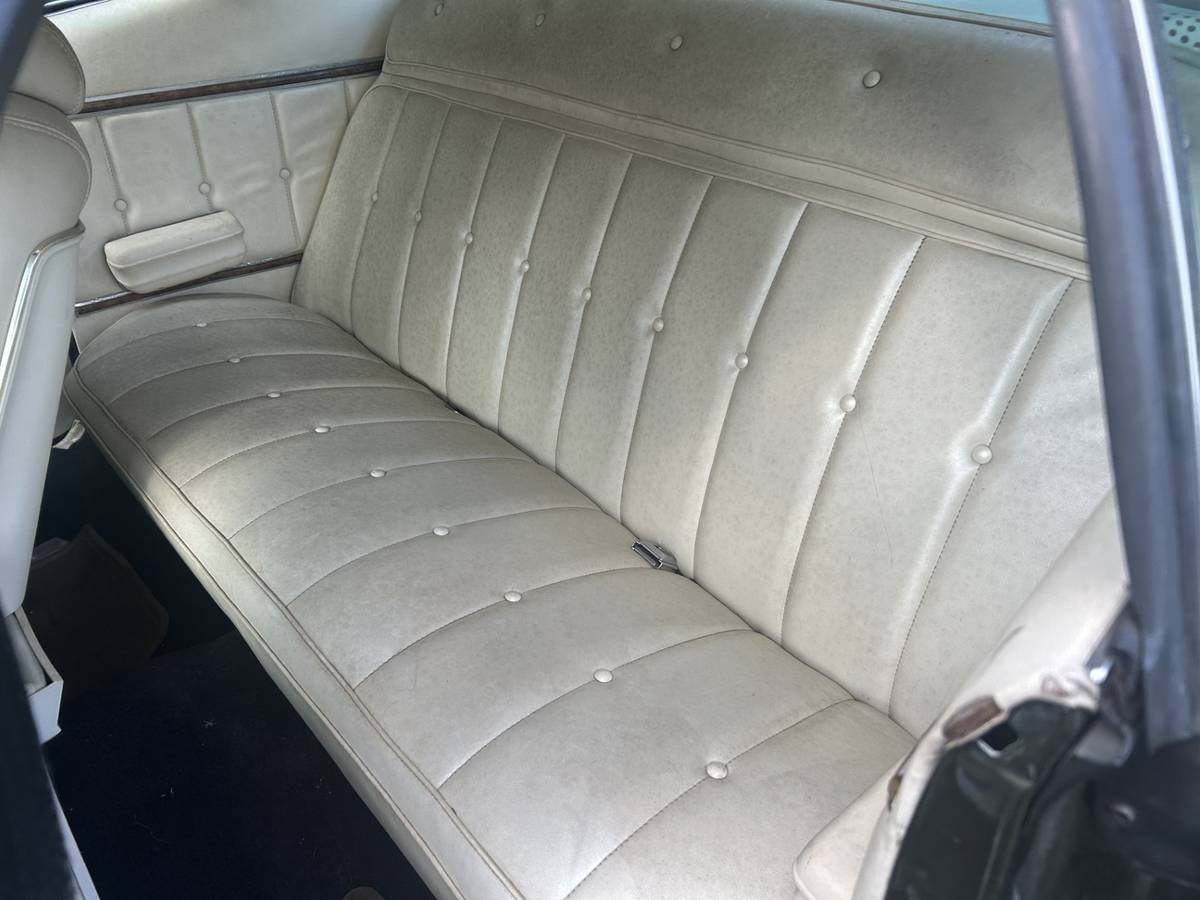 Ford-elite-1975-green-7