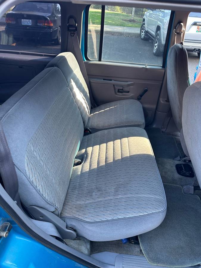 Ford-explorer-1994-blue-7