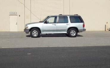 Ford-explorer-1996-10