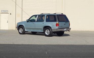 Ford-explorer-1996-11