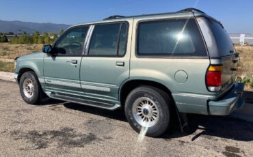 Ford-explorer-1996-12