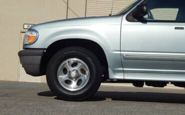 Ford-explorer-1996-18