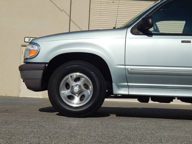 Ford-explorer-1996-18