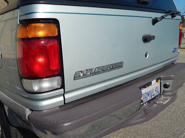 Ford-explorer-1996-19