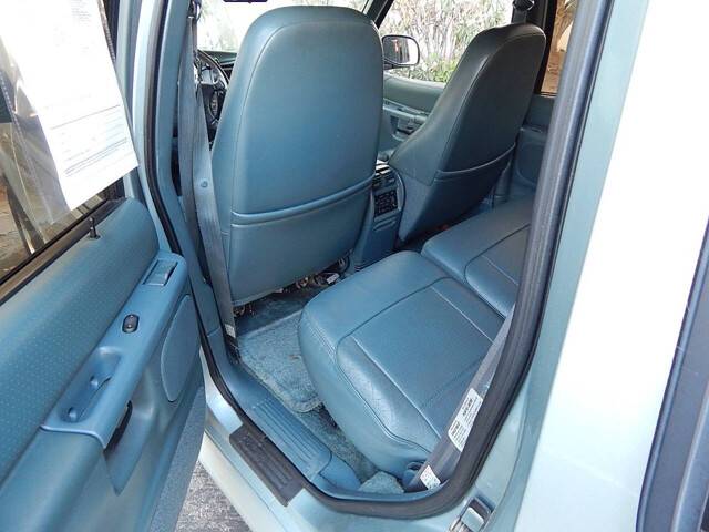 Ford-explorer-1996-21