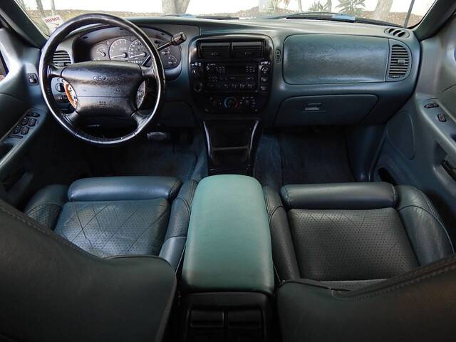 Ford-explorer-1996-3