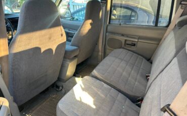 Ford-explorer-1996-5