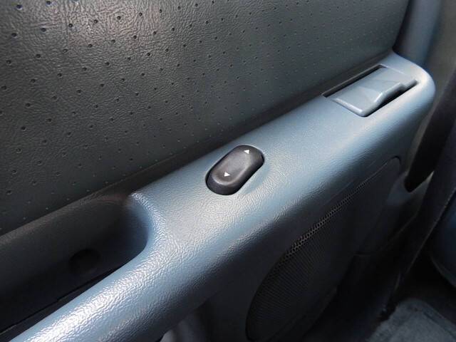 Ford-explorer-1996-7