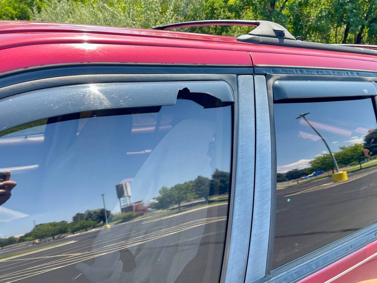 Ford-explorer-eddie-bauer-4x4-1996-red-3