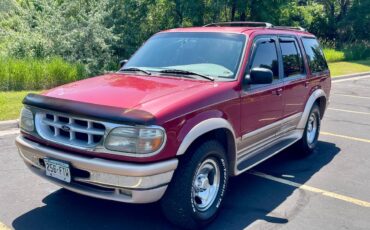Ford-explorer-eddie-bauer-4x4-1996-red