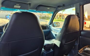 Ford-explorer-xlt-2wd-1995-white-5