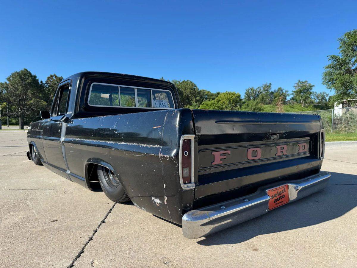 Ford-f-100-1967-black-15