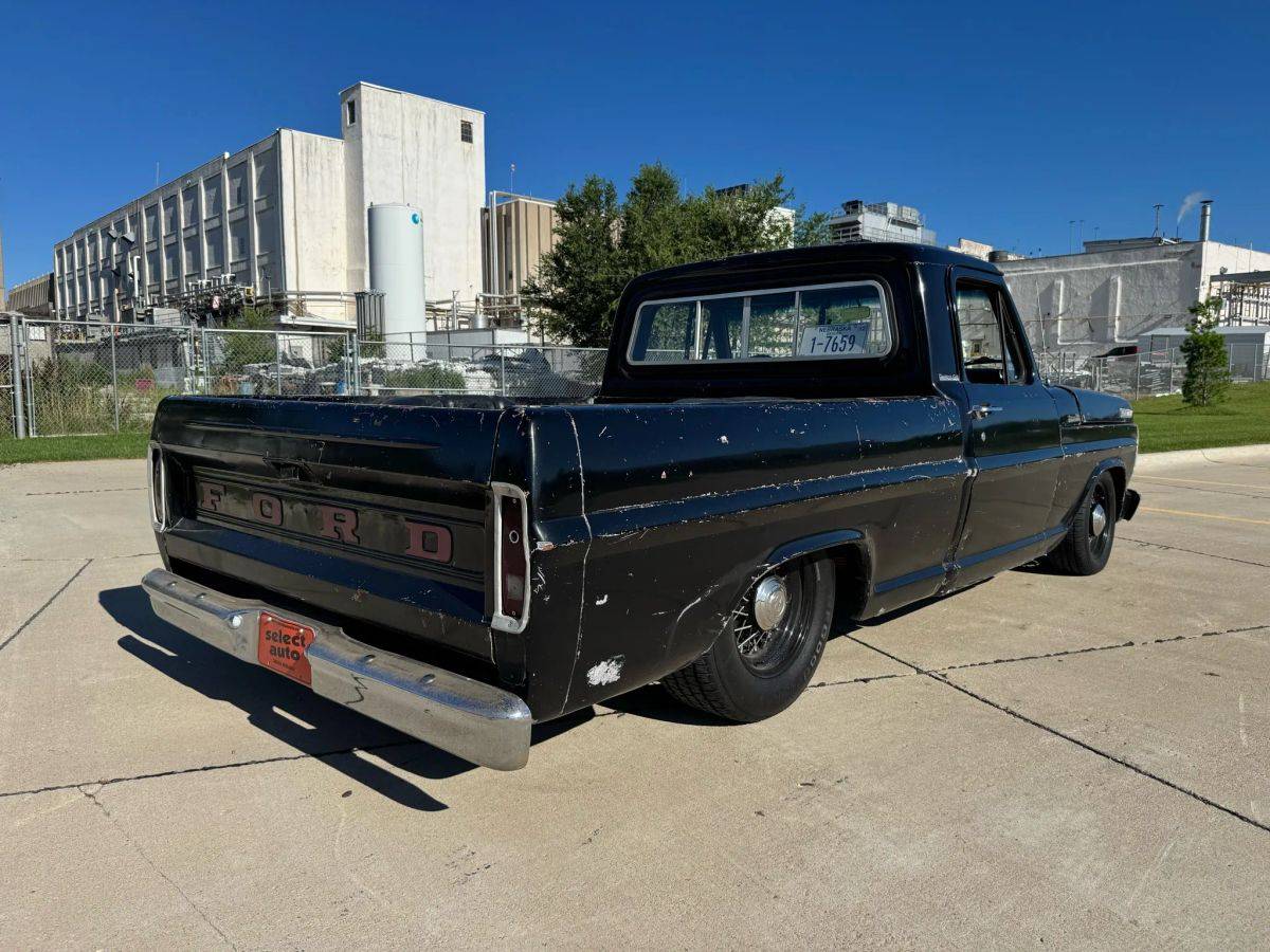 Ford-f-100-1967-black-18